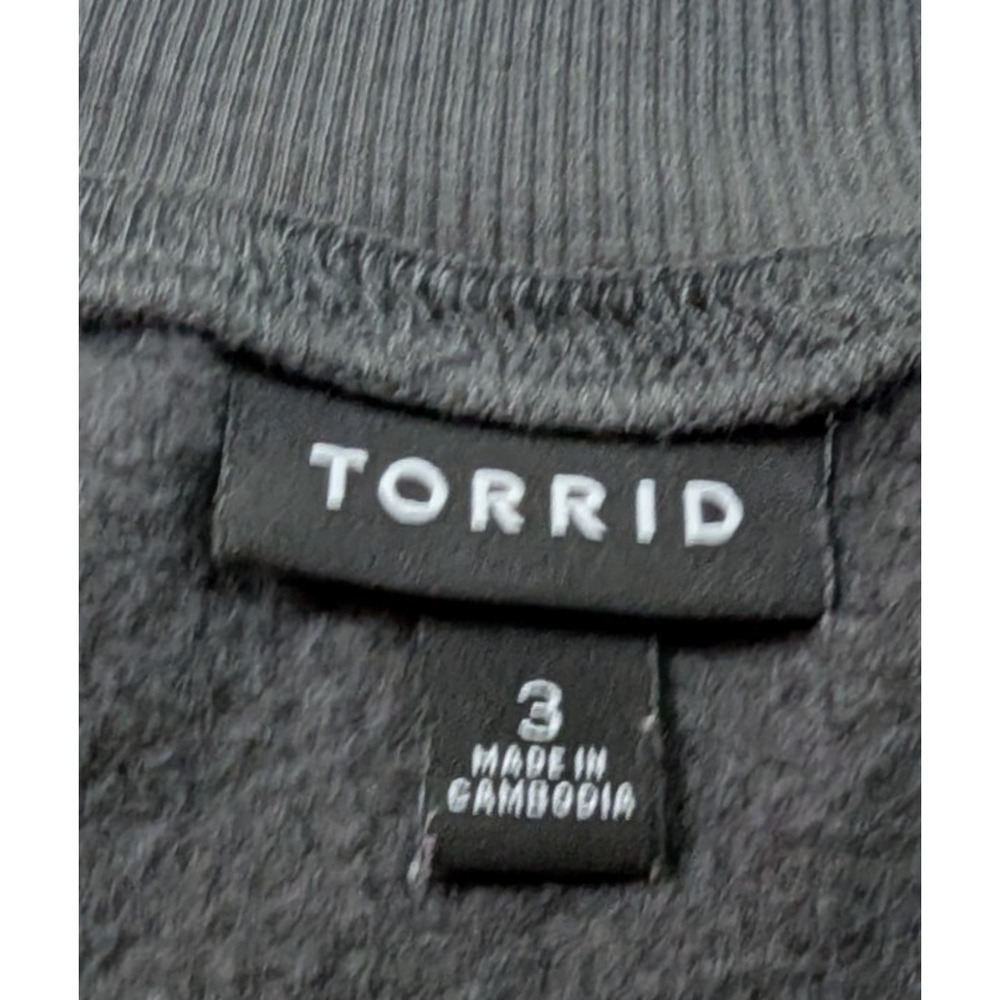 Torrid sz 3 or 3X Fleece Sweatshirt floral print long sleeves v-neck 4570 - Picture 3 of 5